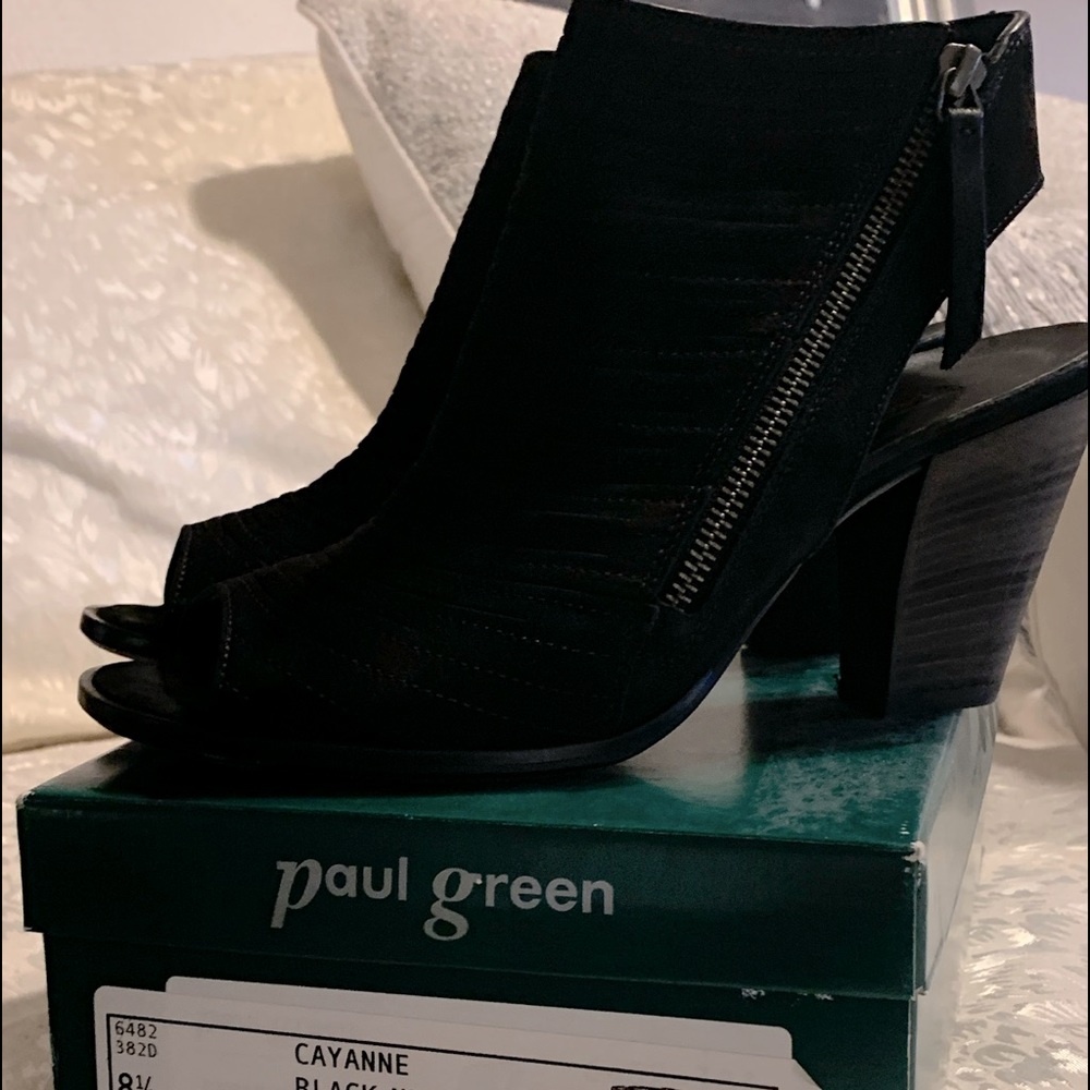 Paul Green Black Nubuk open toe bootie’s Size 8.5